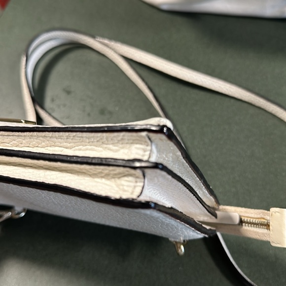 NWOT Kate Spade Unique Laser Cut Floral Design Wallet/Wristlet - Picture 6 of 11